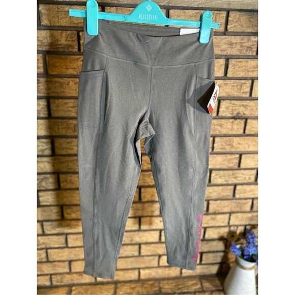 ‎NWT Reebok Fitted Stretch Pants - Picture 1 of 7